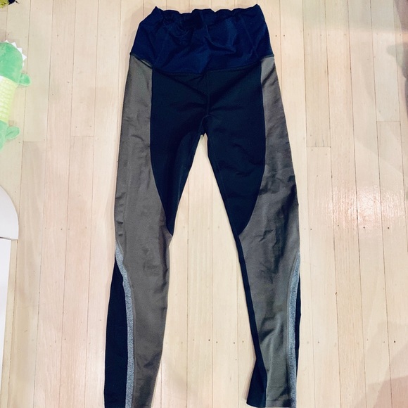 athleta spar colorblock